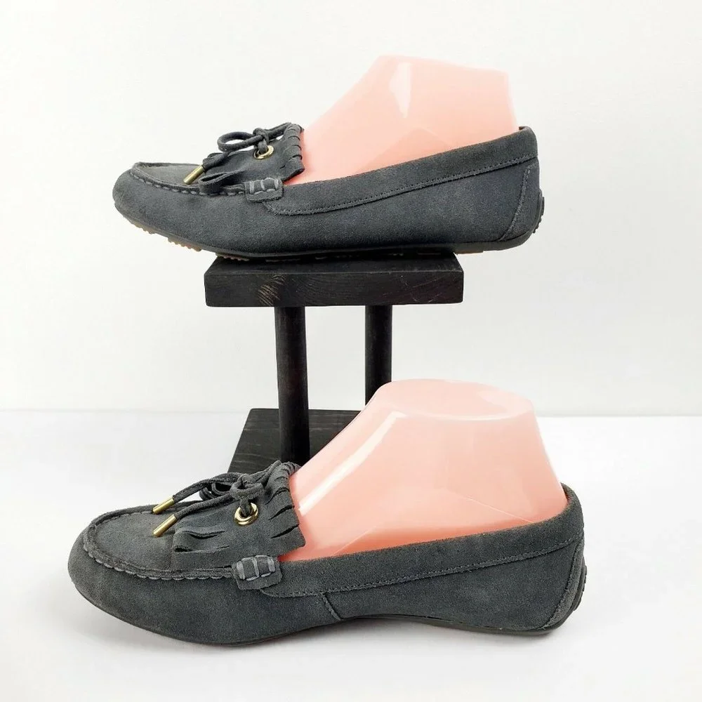 Lands End Women's Moccasin Gray Suede Fringe Slip On Loafers Size 6.5B EUC - Picture 4 of 8